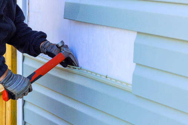 Reliable Emergency Siding Repair contractor in Mills River, NC by Creative Siding